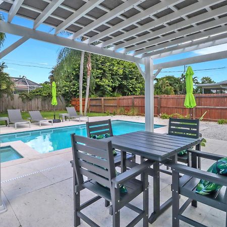 Little Beach House W/ Pool&Spa - 5 Minutes To Vanderbilt Beach North North Naples 外观 照片